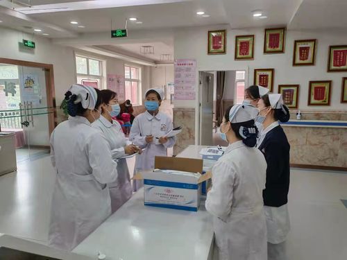 咸阳卫健委专家督导彩虹医院护理与消毒质量，提升医疗服务安全标准